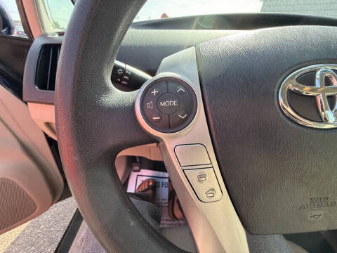 2014 Toyota Prius Two
