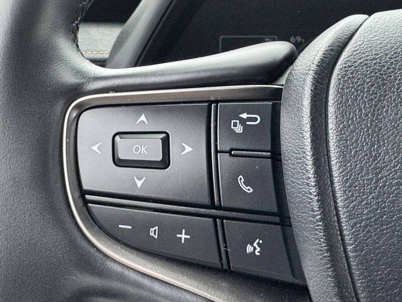 2023 Lexus UX 250h Premium