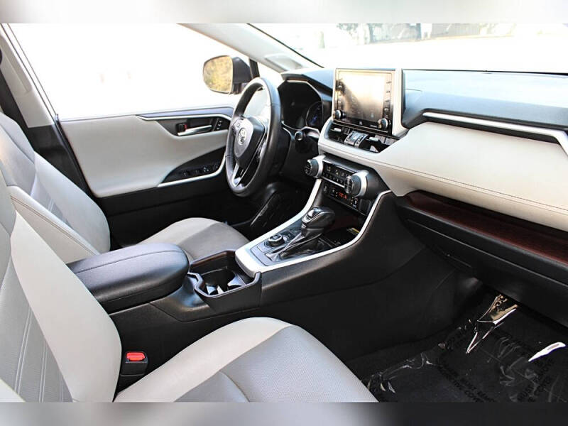 2020 Toyota RAV4 Hybrid Limited