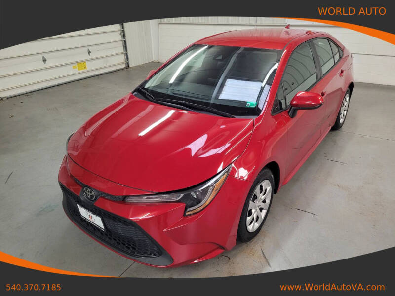 2021 Toyota Corolla LE's photo