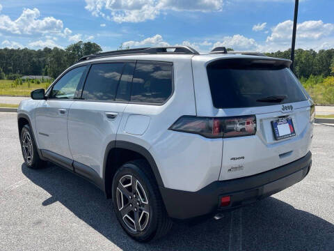 2026 Jeep Cherokee Laredo