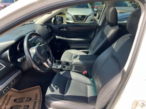 2017 Subaru Legacy 3.6R Limited