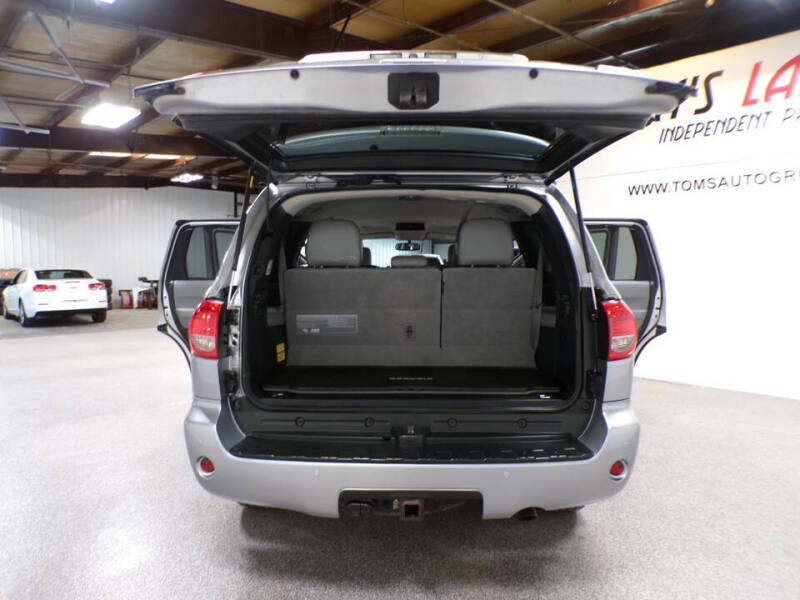 2017 Toyota Sequoia Platinum