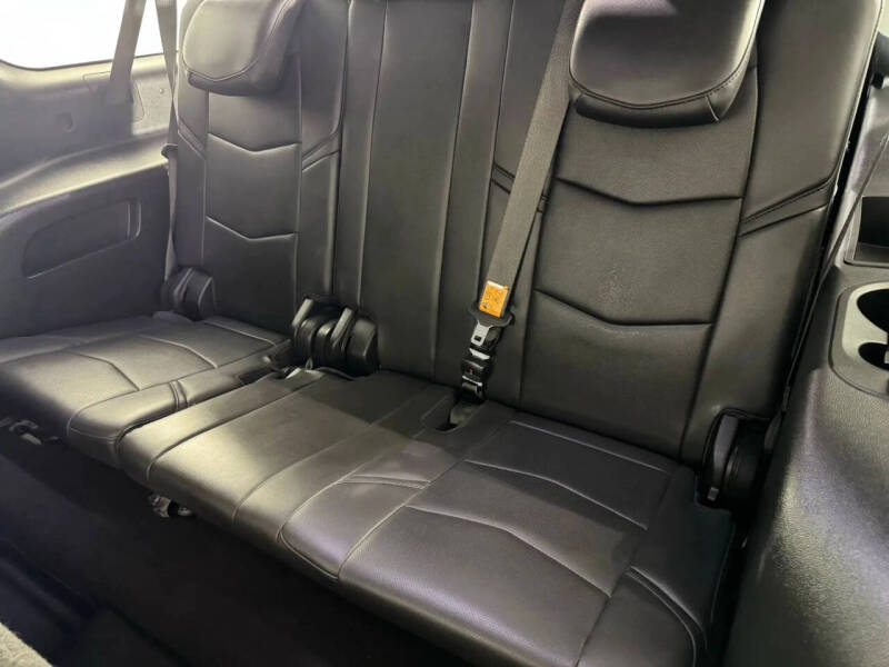 2019 Cadillac Escalade ESV Luxury