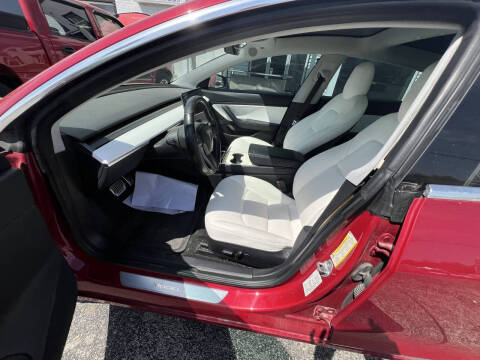 2018 Tesla Model 3 Mid Range