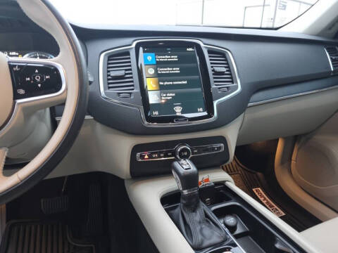 2020 Volvo XC90 T5 Momentum