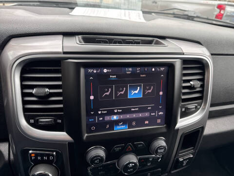 2022 RAM 1500 Classic SLT