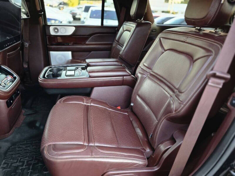 2018 Lincoln Navigator Black Label