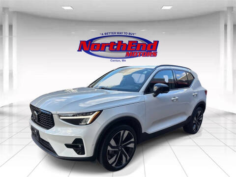 2024 Volvo XC40 B5 Plus Dark Theme