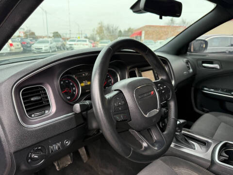 2016 Dodge Charger SE