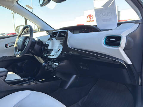 2021 Toyota Prius XLE AWD-e