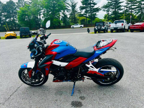 2018 Suzuki GSX-S750ZAL8