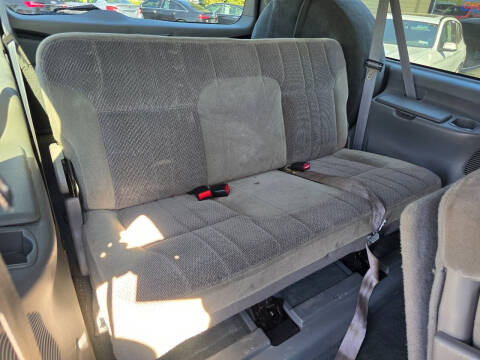 2004 Ford Excursion XLT