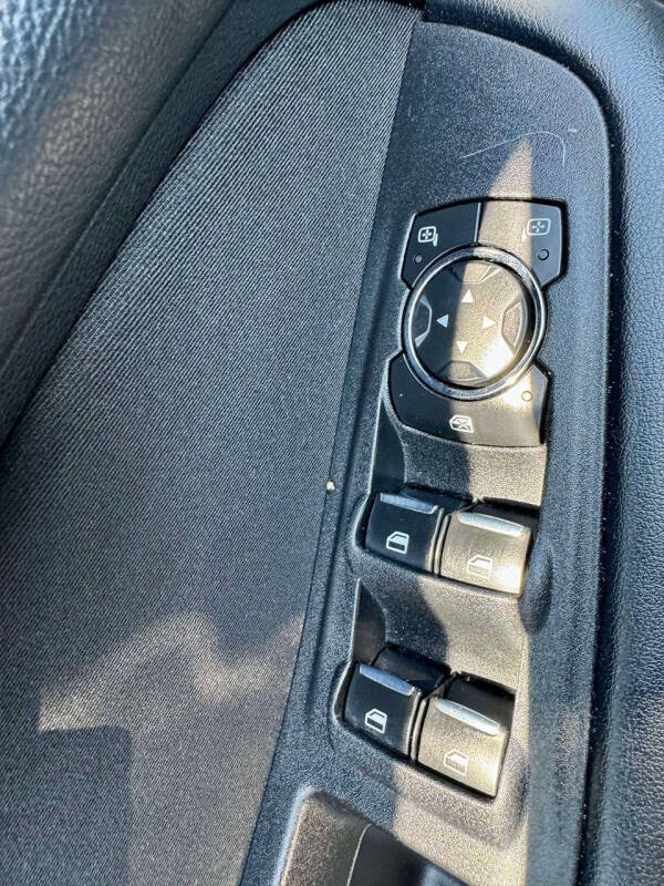 2015 Ford Edge SE