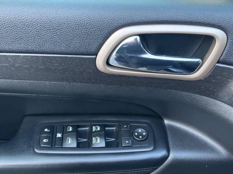 2017 Jeep Grand Cherokee Laredo