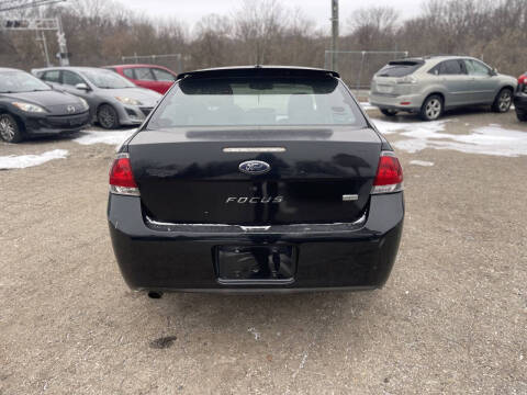 2009 Ford Focus SES