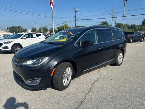 2020 Chrysler Pacifica Touring L