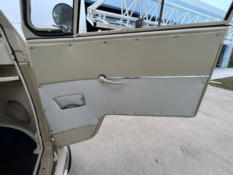 1972 Volkswagen Type 2