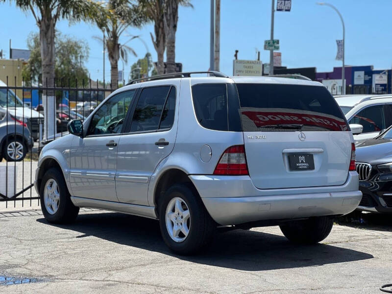 1999 Mercedes-Benz M-Class ML 320