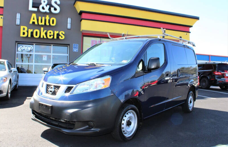 2013 Nissan NV200 for sale at L & S AUTO BROKERS in Fredericksburg VA