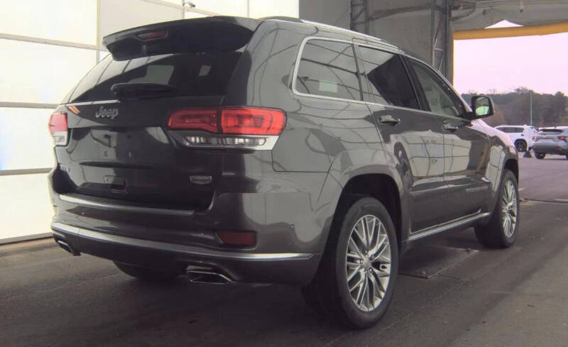 2017 Jeep Grand Cherokee Summit