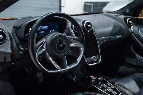 2023 McLaren GT