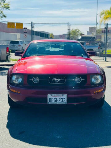 2007 Ford Mustang V6 Deluxe