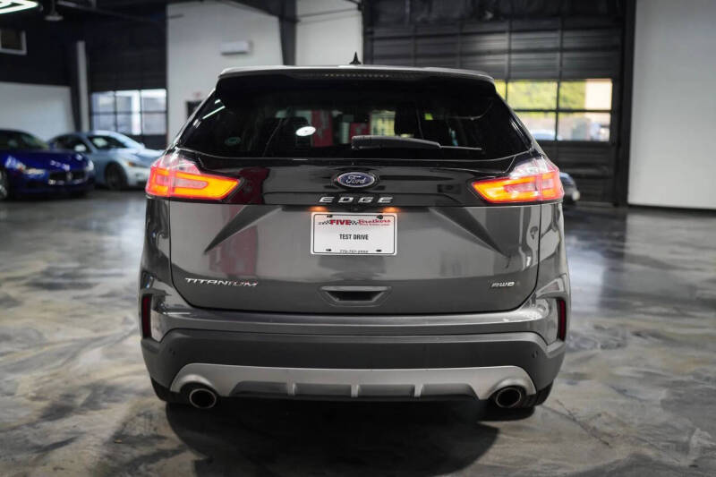 2023 Ford Edge Titanium