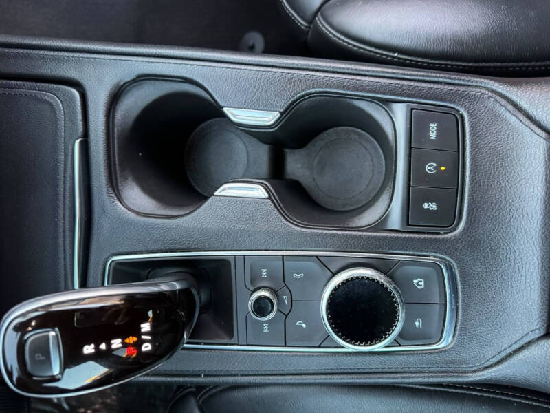 2021 Cadillac XT4 Premium Luxury