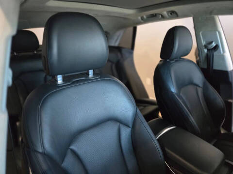 2020 Audi Q8 quattro Prestige 55 TFSI