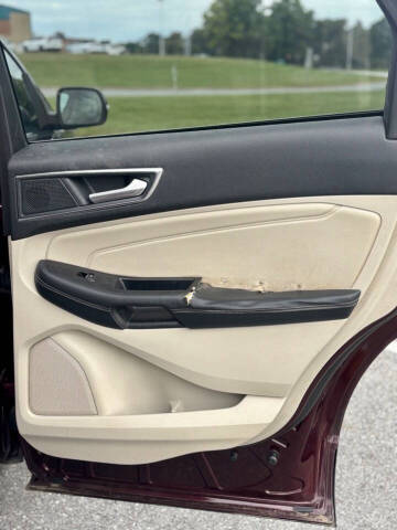 2019 Ford Edge Titanium