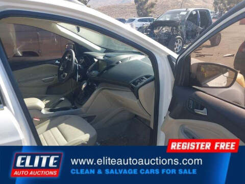 2015 Ford Escape SE