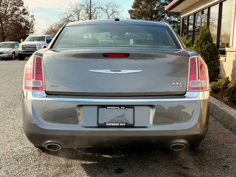 2011 Chrysler 300 C