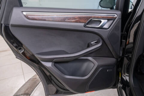 2017 Porsche Macan S