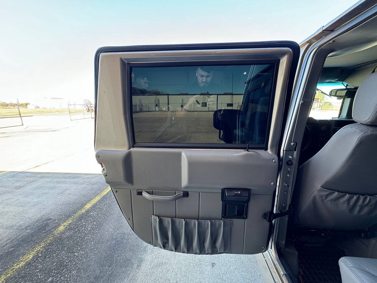 2003 HUMMER H1 for sale at Carnival Car Company in Victoria, TX