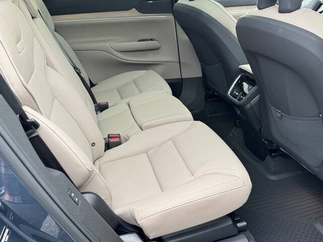 2025 Volvo EX90 Twin Plus 7P