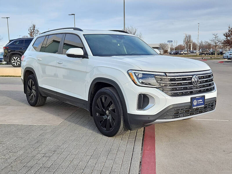 2025 Volkswagen Atlas SE