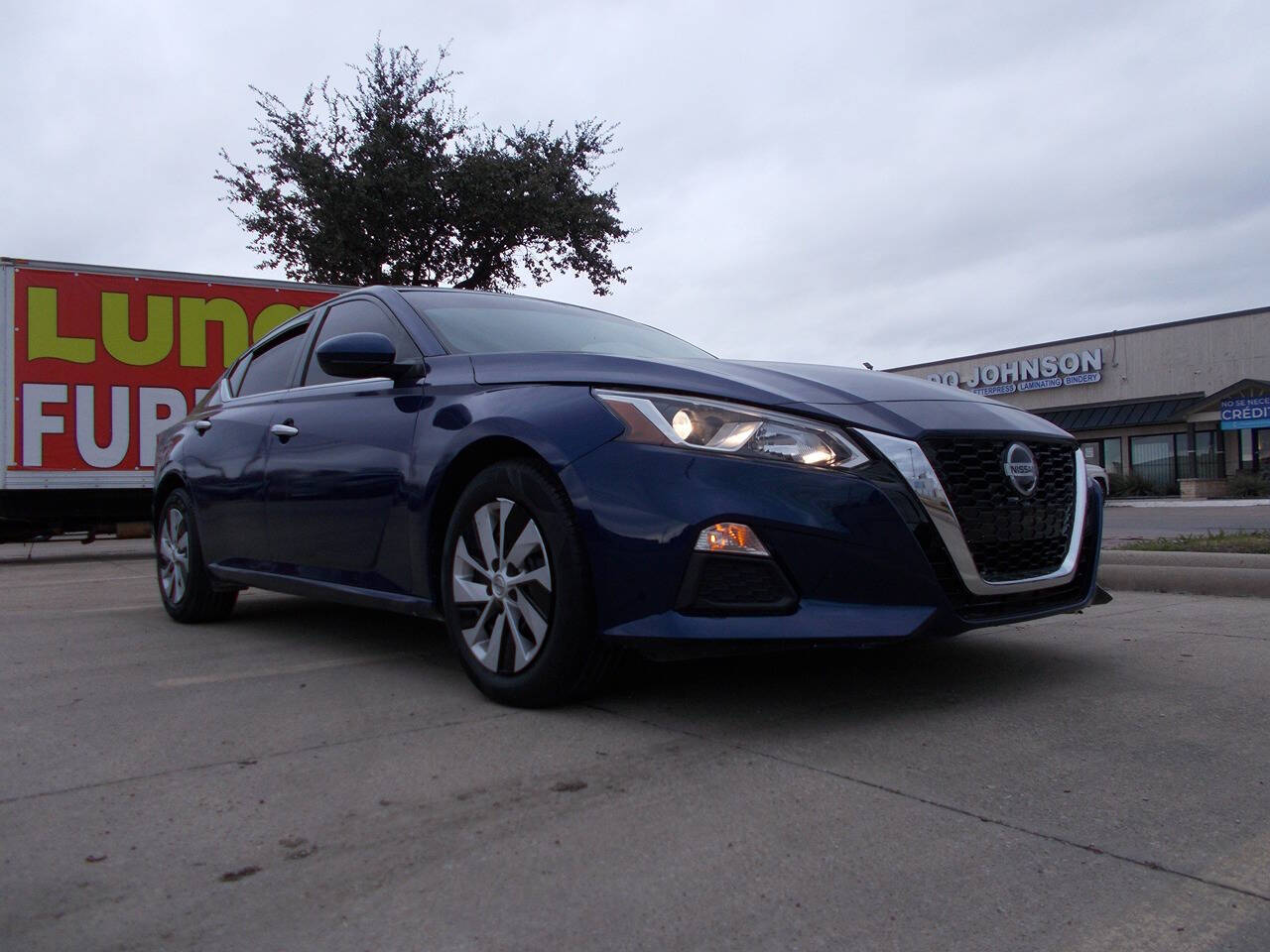 2020 Nissan Altima for sale at Chachan Auto Sales in Dallas, TX