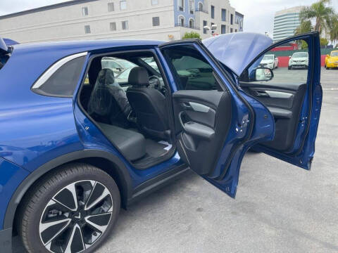 2023 VinFast VF8 Plus City Edition