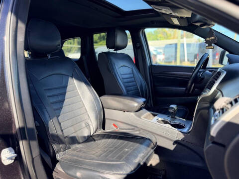 2015 Jeep Grand Cherokee Laredo