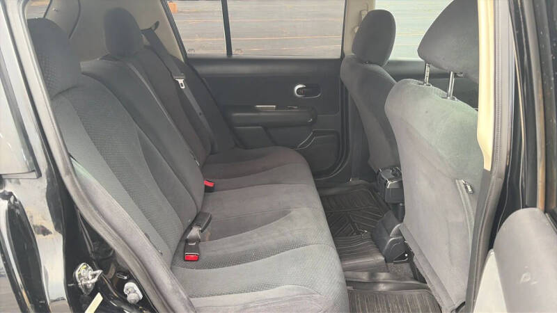 2012 Nissan Versa 1.8 S