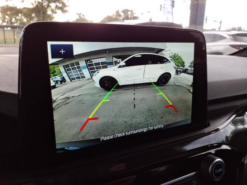 2025 Ford Escape ST-Line Select