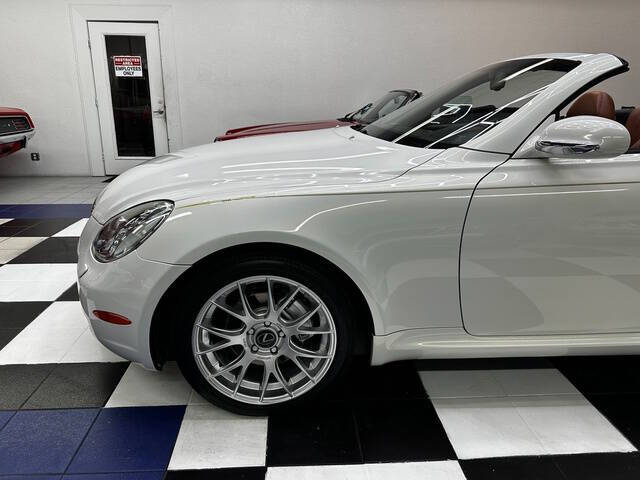 2004 Lexus SC 430