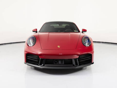 2025 Porsche 911 Carrera