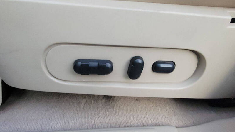 2006 Ford Explorer XLT - Photo 12