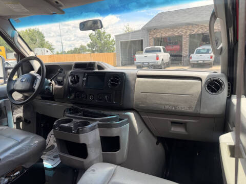 2011 Ford E-Series E-250