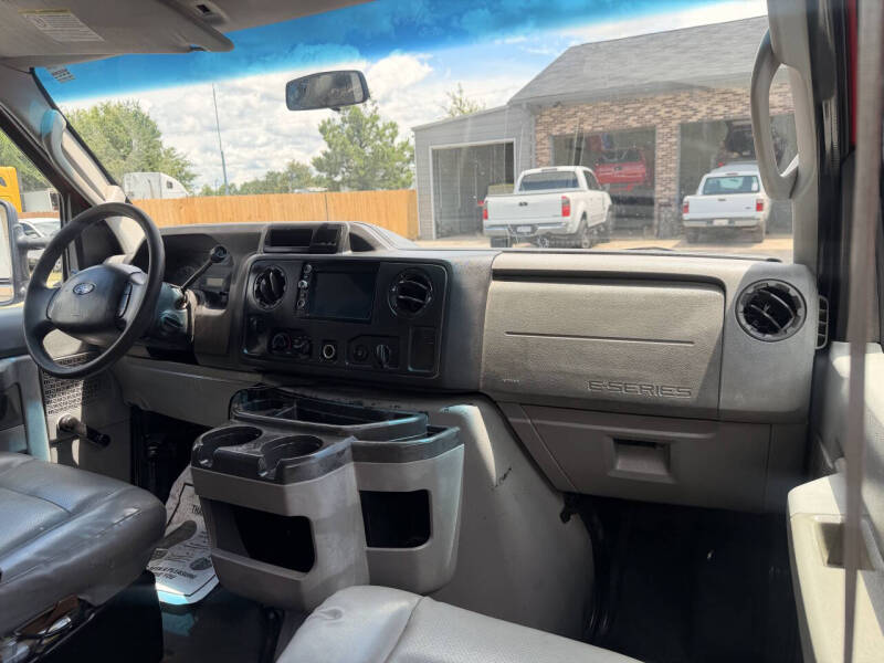 2011 Ford E-Series E-250