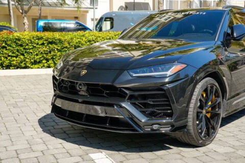 2022 Lamborghini Urus