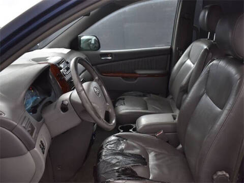 2004 Toyota Sienna