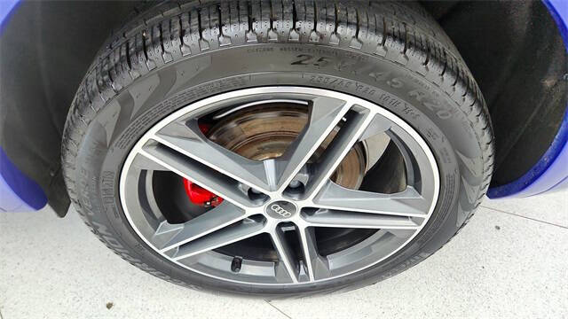 2024 Audi Q5 e quattro S line Prestg 55 TFSI